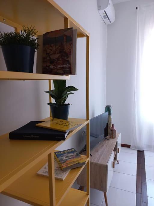 Giulia Town House Tra Citta E Mare Apartment Salerno Exterior photo